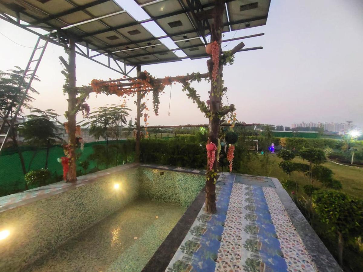 Shaw Estate-Farm House For A Small Parties-Jp Farm Greater Noida Kültér fotó