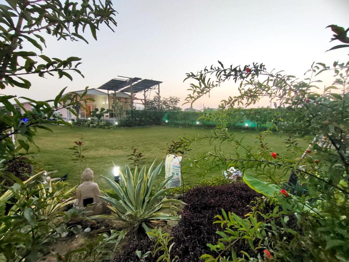 Shaw Estate-Farm House For A Small Parties-Jp Farm Greater Noida Kültér fotó