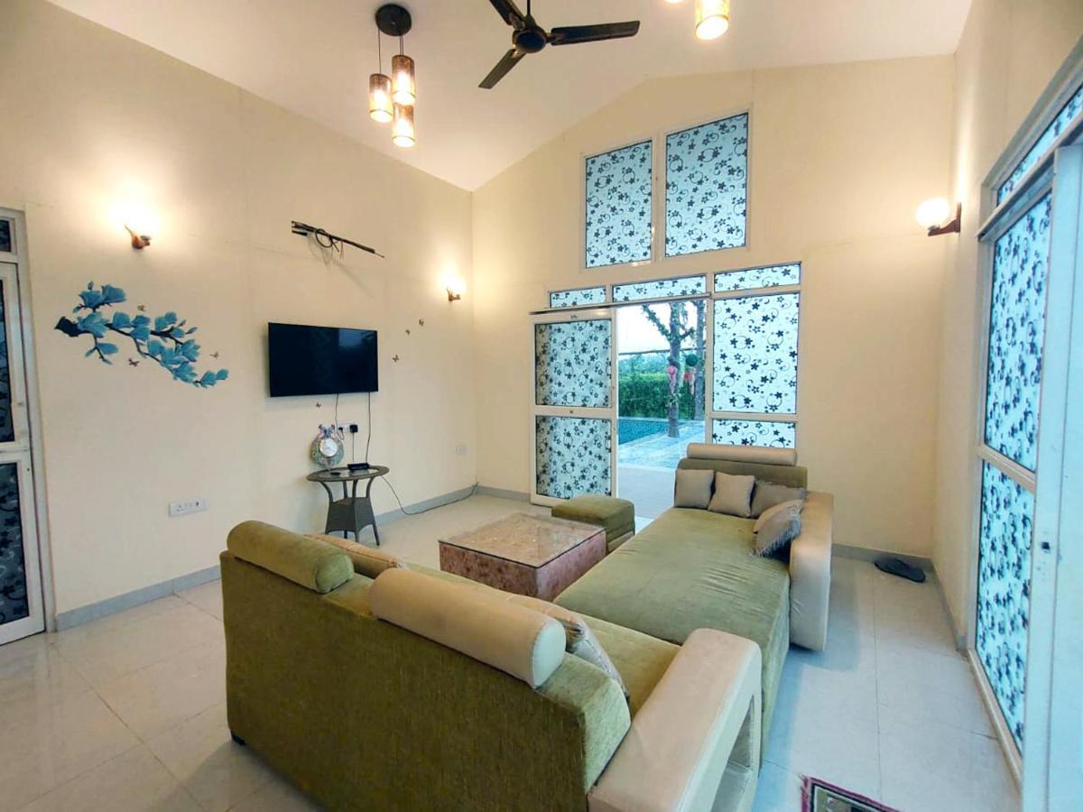 Shaw Estate-Farm House For A Small Parties-Jp Farm Greater Noida Kültér fotó